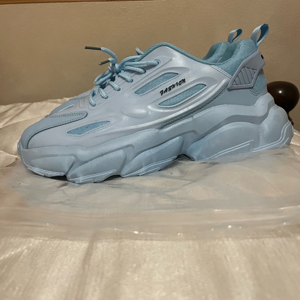 Fashion chunky sneakers men size 10